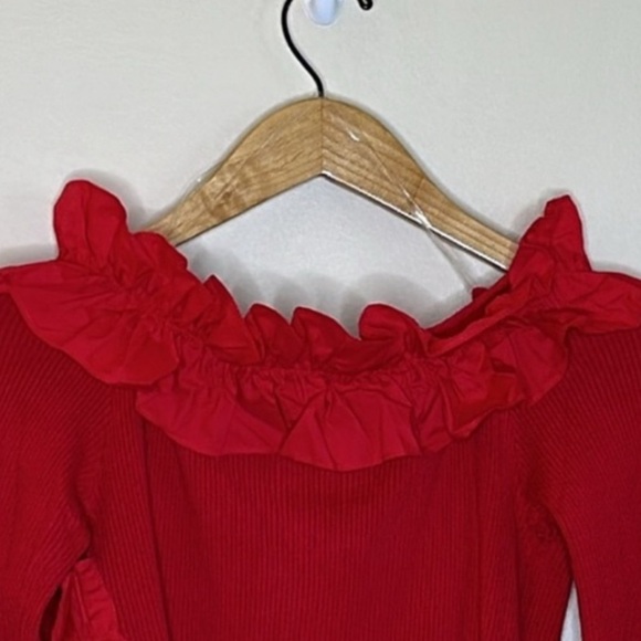 &Merci Ruffled Shoulder Top Size Large Red Off Shoulder Design Wide Neckline - Picture 7 of 7